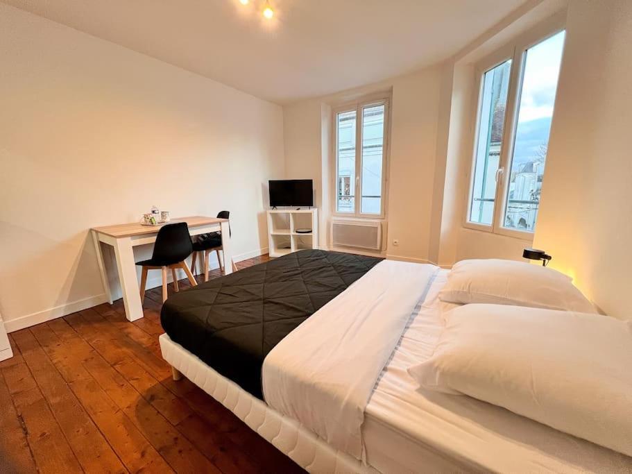 Appartement Maciet 4- Centre Ville Meaux-Gare-Disney 外观 照片